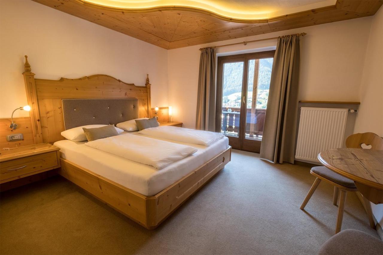 Garni Alba Bed & Breakfast Ortisei Ngoại thất bức ảnh